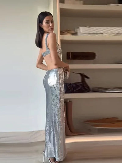 Amelia / Backless Gown